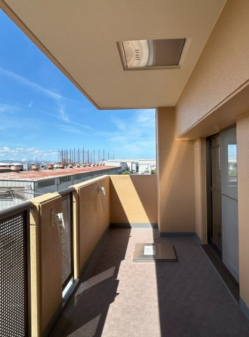 ファミールハイツ泉大津セントハーバーシティ1番館のバルコニー|バルコニースペース