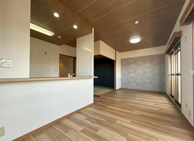 ファミールハイツ泉大津セントハーバーシティ1番館の居間・リビング|リビング・ダイニング