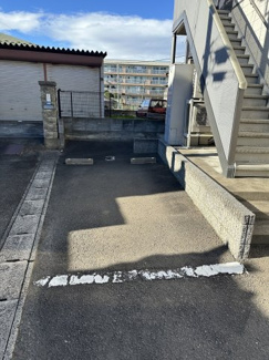 【駐車場】