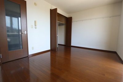 【洋室】 | メゾンS