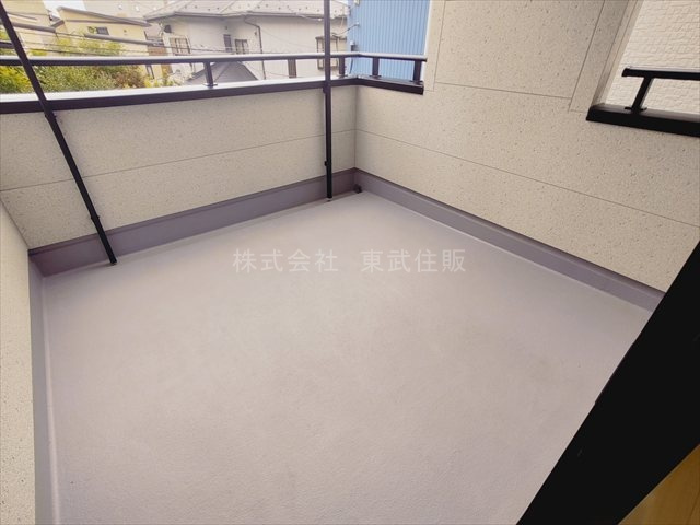 【バルコニー】 | 川越市仙波町 | 暖かな日差しのふりそそぐバルコニー