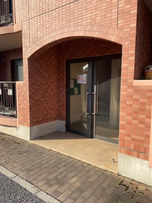 【エントランス】 | ヒーローマンション伊藤ⅢB