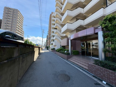 【外観】 | ディオフェルティ住吉公園通り | ３面引き回しバルコニ－ですので、洗濯物の多い日も安心ですね！ガーデニングや家庭菜園なども楽しめますね！