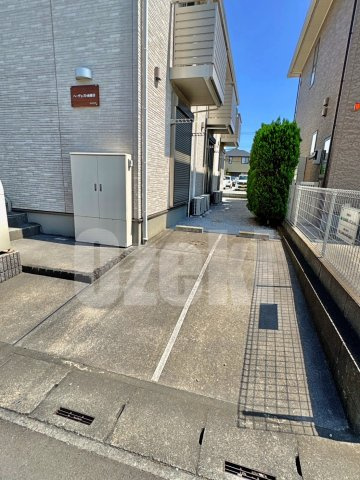 ハーヴェスト南越谷の駐車場