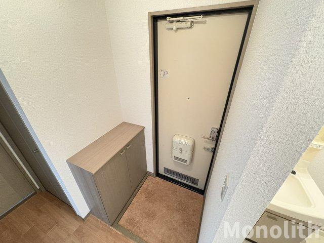 フォーエバーハイツの玄関