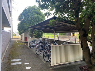 【その他共用部分】 | ヴェルディ羽川C館 | 駐輪場