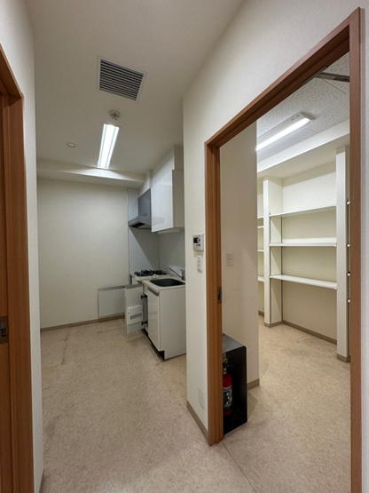 【内装】 | ルアナガーデン新百合店舗 | ※給湯室・倉庫1※