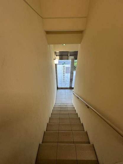 【内装】 | ルアナガーデン新百合店舗 | ※階段※