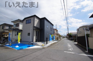 【前面道路含む現地写真】