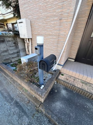 宮沢町２丁目戸建のエントランス