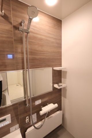 《仲介手数料無料》練馬区石神井台３丁目20-24新築一戸建てKEIAI STYLEの浴室|撮影日 2025年9月25日 14:30 晴れ