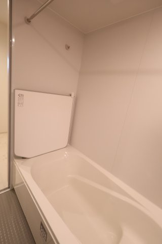 《仲介手数料無料》練馬区石神井台３丁目20-24新築一戸建てKEIAI STYLEの浴室|撮影日 2025年9月25日 14:30 晴れ