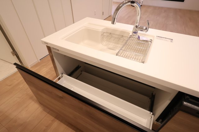 《仲介手数料無料》練馬区石神井台３丁目20-24新築一戸建てKEIAI STYLEのキッチン|撮影日 2025年9月25日 14:30 晴れ