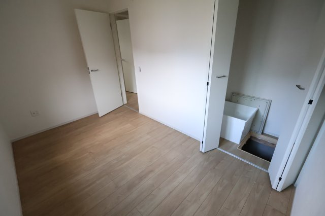 《仲介手数料無料》練馬区石神井台３丁目20-24新築一戸建てKEIAI STYLEの洋室|撮影日 2025年9月25日 14:30 晴れ