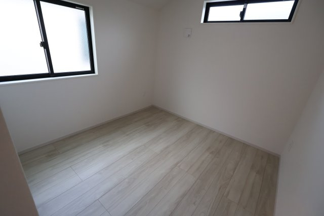 《仲介手数料無料》練馬区石神井台３丁目20-24新築一戸建てKEIAI STYLEの洋室|撮影日 2025年9月25日 16:40 曇り