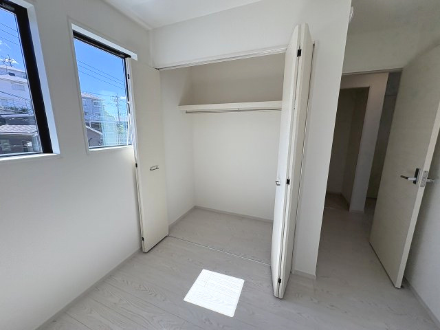 【収納】 | 福岡市南区柏原1丁目12期　2号棟（全2棟）【仲介手数料無料・0円】 | 現地写真。