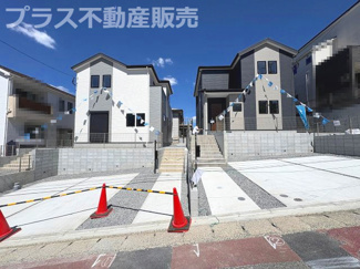 【外観】 | 現地写真。プラス不動産販売なら、現場の全ての棟をまとめてご見学頂けます。