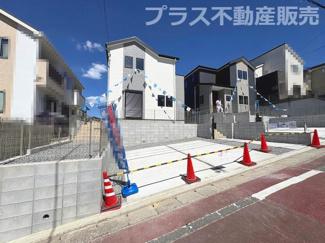 【外観】 | 現地写真。同じ物件を見るなら、プラス不動産販売にお任せ下さい。