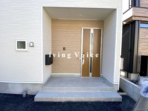 【エントランス】 | 【仲介手数料０円】伊勢原市沼目第25　新築一戸建て | 伊勢原市沼目第25　新築一戸建て