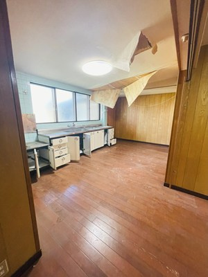忠見貸家　の居間・リビング|おしゃれな居間です