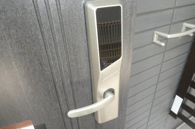 総社市小寺のアパートのセキュリティ|ICカードキー
