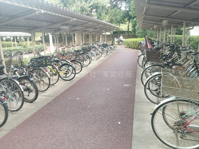 【駐輪場】の画像
