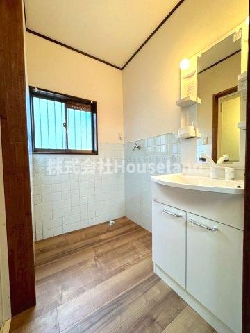 岩出相谷戸建の洗面所