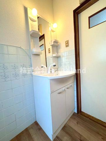 岩出相谷戸建の独立洗面台