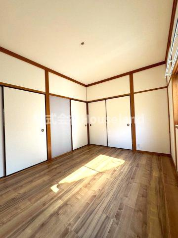 岩出相谷戸建の洋室