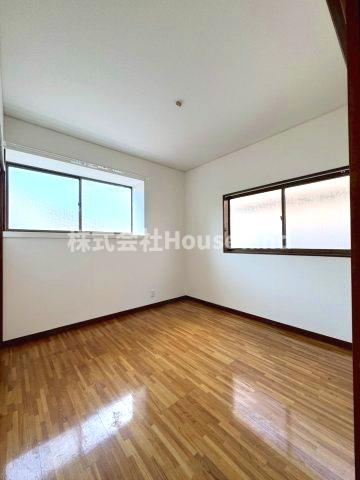 岩出相谷戸建の洋室