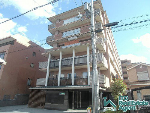 グラン・コート京都上七軒の外観