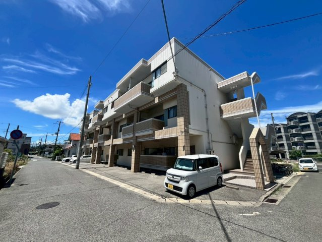 アルテメゾン二番館の外観