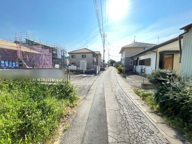 新築戸建・建売　太田市第4鳥山上町　Livele Garden　全2棟　の前面道路含む現地写真