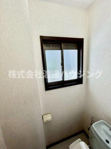 輝サンライフのその他|トイレに窓有