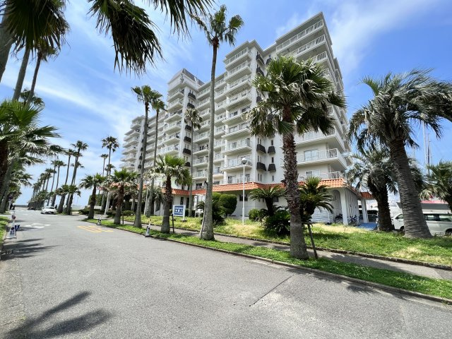 海まで1分！逗子マリーナ本館　4階