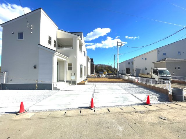 【前面道路含む現地写真】 | 寄居町露梨子　Livele Garden.s　新築戸建　全8棟　1号棟