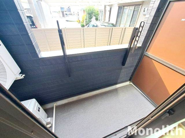 アイマコート初芝のバルコニー