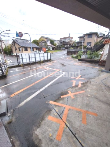 田辺ビューローヒルズⅡの駐車場