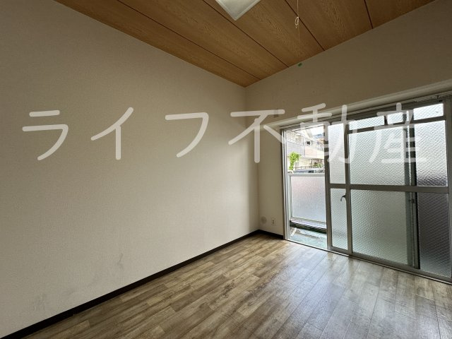 第2東大阪村橋マンション（瓢箪山賃貸）の内装|明るい色調の室内です