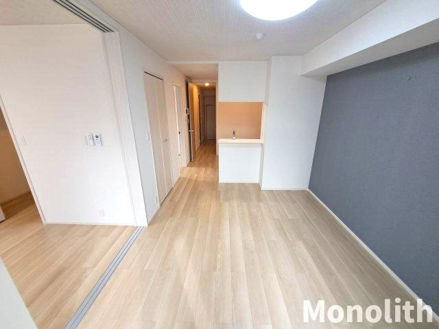 アイマコート初芝の居間・リビング