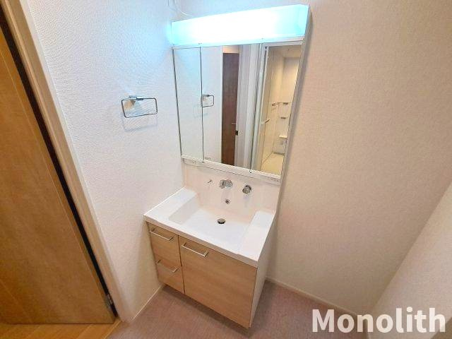 アイマコート初芝の洗面所