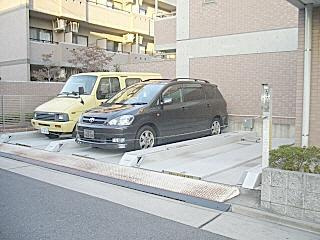 コーポラスヤスイの駐車場|駐車場です