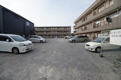 【駐車場】 | レジデンス齊藤
