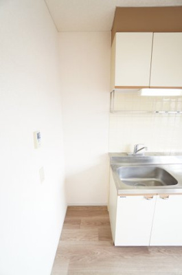 【キッチン】 | レジデンス齊藤 | ※同物件・反転タイプの写真です。