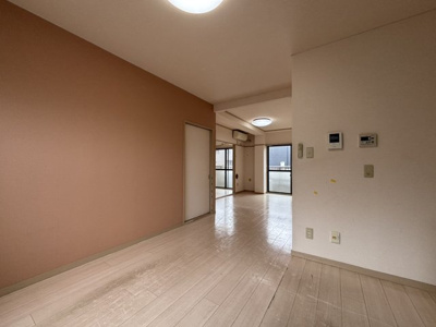 【居間・リビング】 | レジデンス齊藤 | ※同物件、同タイプの写真です。