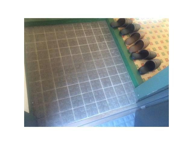 アクセスコートの玄関