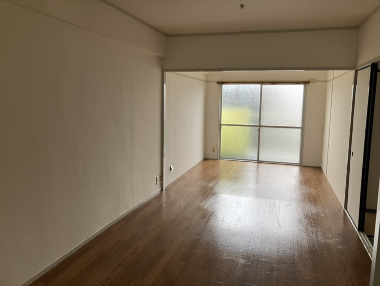 竹味マンションの居間・リビング