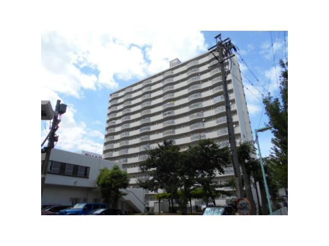 山王住宅S棟の外観