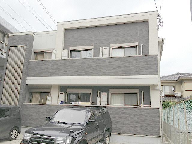 クレイビア熱田