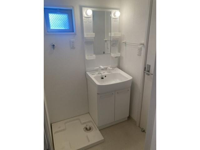 クレイビア熱田の洗面所